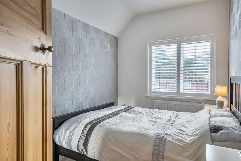 Bedroom- click for photo gallery